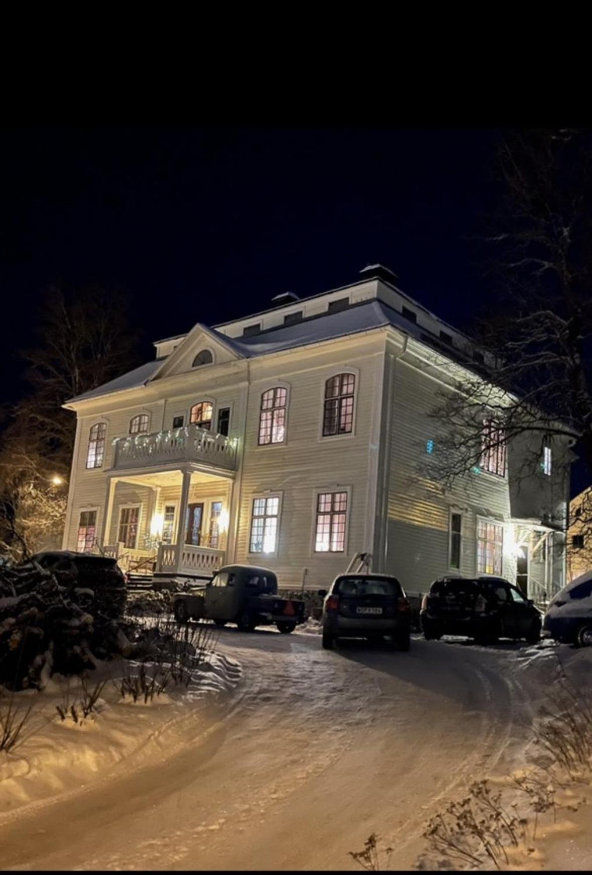 Laegenhet I Sekelskifteshus Härnösand エクステリア 写真